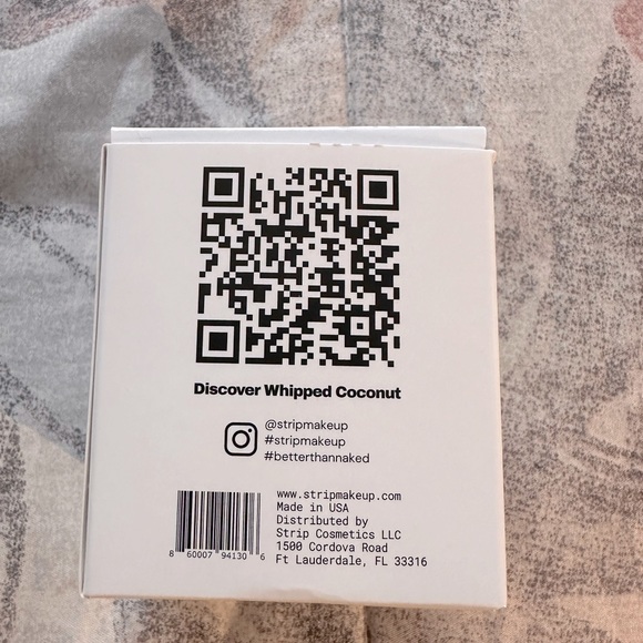 Strip Makeup Whipped Coconut Makeup Remover - Picture 4 of 7